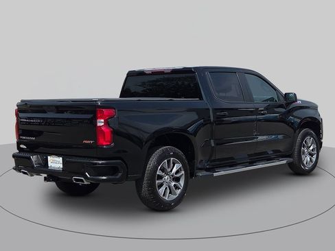 Used 2022 Chevrolet Silverado 1500 RST w/ Safety Package AWD/4WD image 3