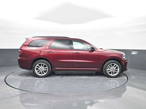 Used 2023 Dodge Durango GT image 9
