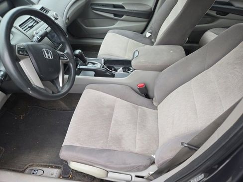Used 2010 Honda Accord LX image 2