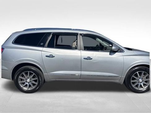 Used 2015 Buick Enclave Leather image 9