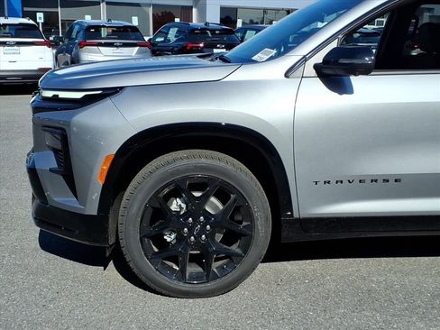 New 2026 Chevrolet Traverse RS FWD image 7
