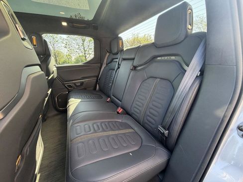 Used 2023 Rivian R1T Adventure AWD/4WD image 17