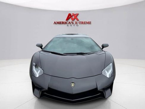 Used 2017 Lamborghini Aventador LP 750-4 Superveloce AWD/4WD image 9