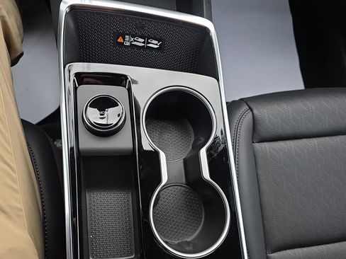 New 2026 Chevrolet Equinox LT w/ Convenience Package II image 17