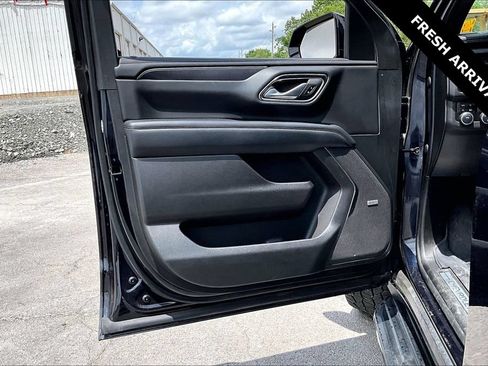 Used 2022 Chevrolet Tahoe RST AWD/4WD image 19