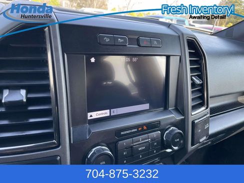 Used 2018 Ford F150 Raptor w/ Equipment Group 801A Mid AWD/4WD image 32