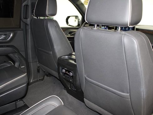 Used 2023 Chevrolet Tahoe Premier image 35