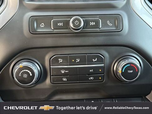 Used 2020 Chevrolet Silverado 1500 Custom w/ Infotainment Package RWD image 22