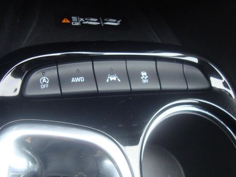 Used 2024 Buick Encore GX Avenir w/ Avenir Technology Package image 20