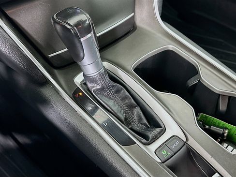 Used 2018 Honda Accord Sport image 23