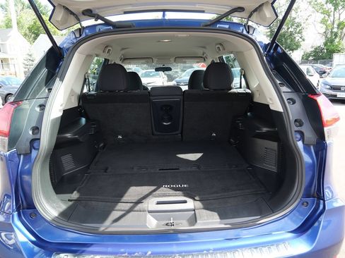 Used 2018 Nissan Rogue S AWD/4WD image 31
