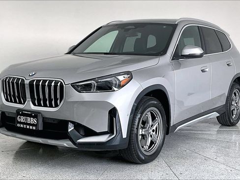 Used 2026 BMW X1 xDrive28i AWD/4WD image 14