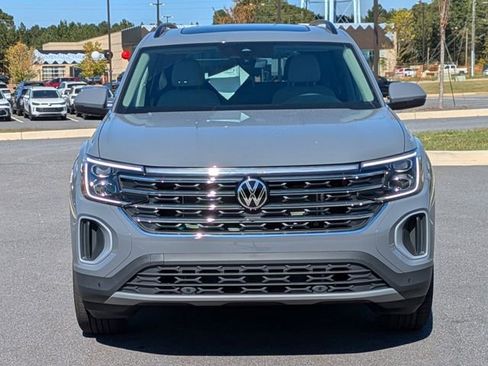 New 2026 Volkswagen Atlas SE FWD image 9