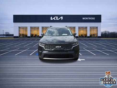 Used 2022 Kia Sorento S AWD/4WD image 2