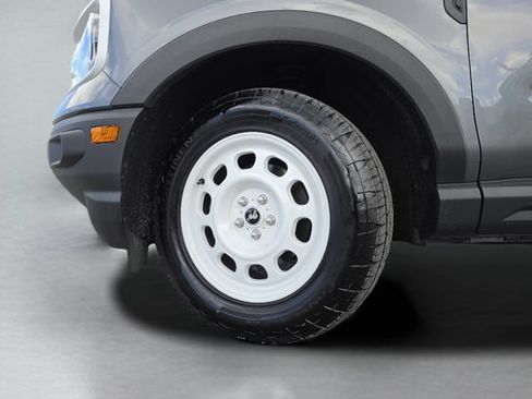 Used 2024 Ford Bronco Sport Heritage w/ Heritage Convenience Package AWD/4WD image 38