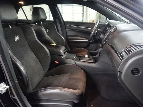 Used 2019 Chrysler 300 S w/ S Model Appearance Package image 24