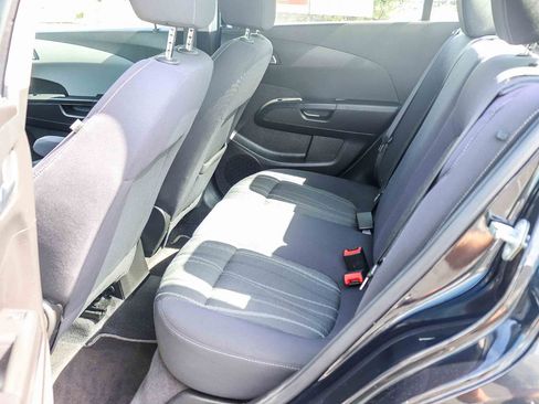 Used 2014 Chevrolet Sonic LT FWD image 21