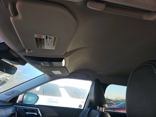 Used 2025 Mitsubishi Outlander SE AWD/4WD image 14