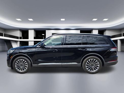 Used 2021 Lincoln Aviator Reserve w/ Equipment Group 201A AWD/4WD image 2
