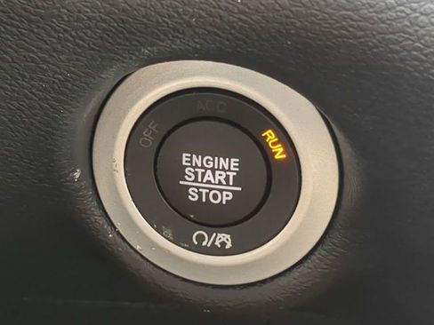 New 2026 Chrysler Voyager LX image 35