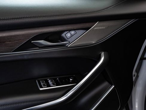 Used 2021 Jaguar F-PACE S image 25