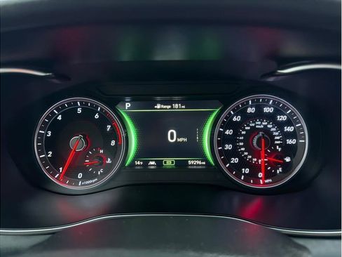 Used 2019 Genesis G70 2.0T Advanced w/ Prestige Package image 16