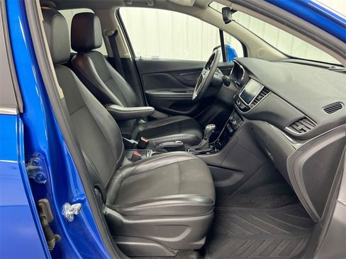 Used 2018 Buick Encore Preferred image 21