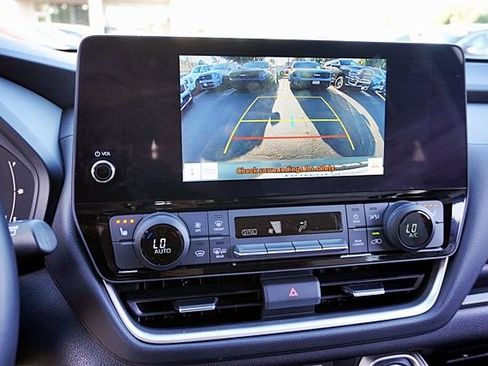 Used 2025 Toyota Grand Highlander AWD Hybrid image 28