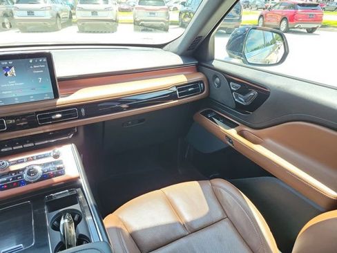 Certified 2023 Lincoln Aviator Reserve w/ Equipment Group 201A RWD image 23