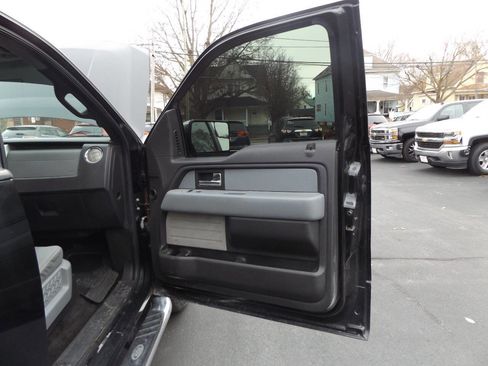 Used 2013 Ford F150 XLT w/ Luxury Equipment Group image 25