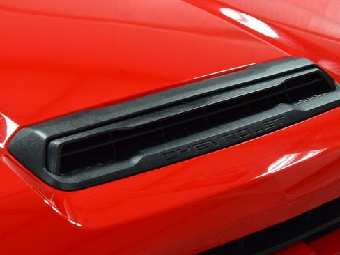 Used 2024 Chevrolet Silverado 2500 Custom w/ Custom Value Package image 14