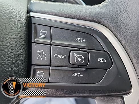 Certified 2023 Jeep Grand Cherokee Laredo image 26