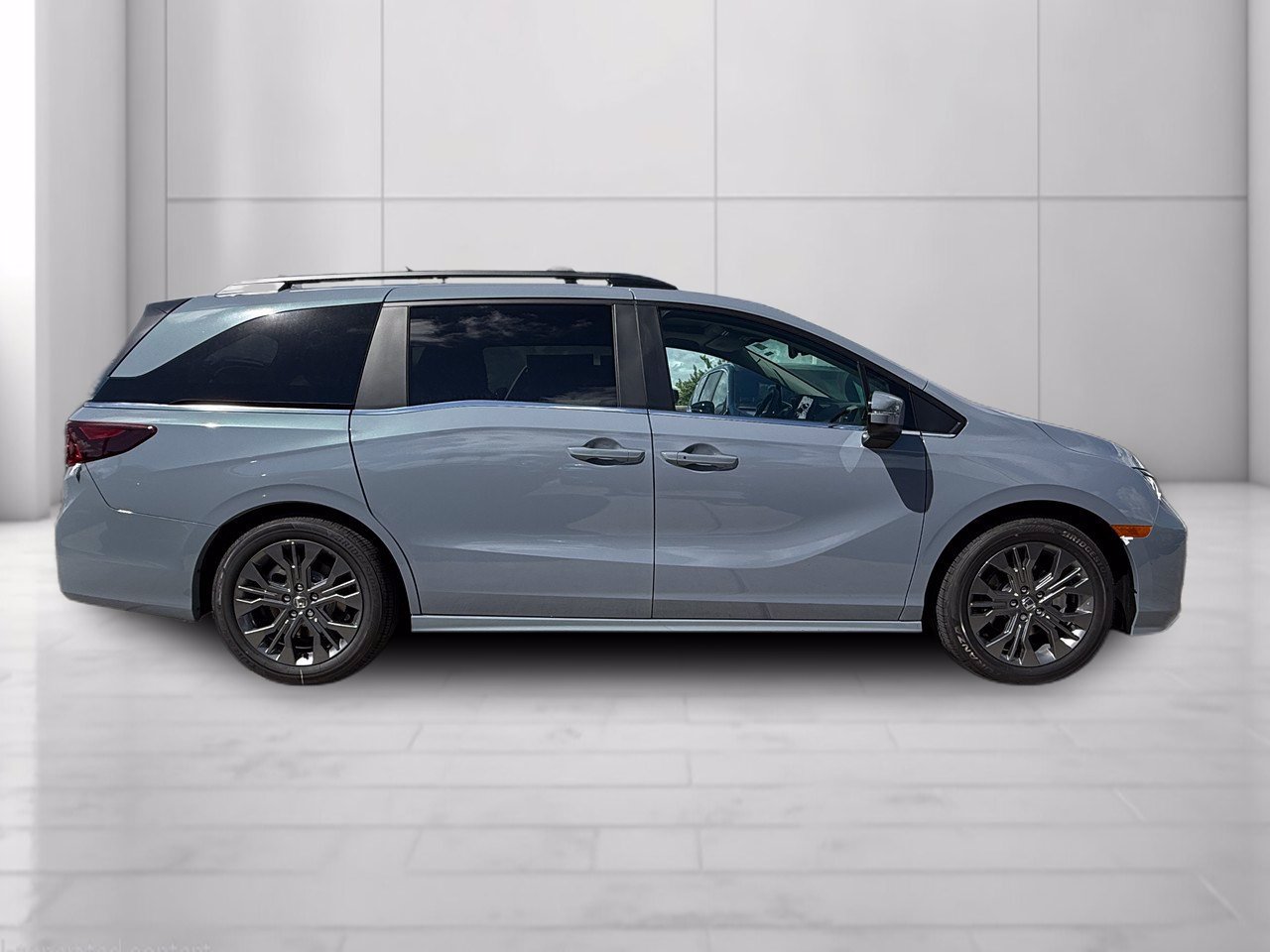 New 2027 Honda Odyssey Touring image 2