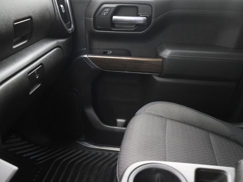 Used 2019 Chevrolet Silverado 1500 LT w/ All-Star Edition AWD/4WD image 13