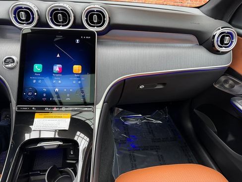 New 2026 Mercedes-Benz GLC 300 4MATIC image 17