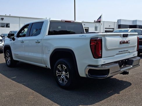 Used 2026 GMC Sierra 1500 SLT AWD/4WD image 4