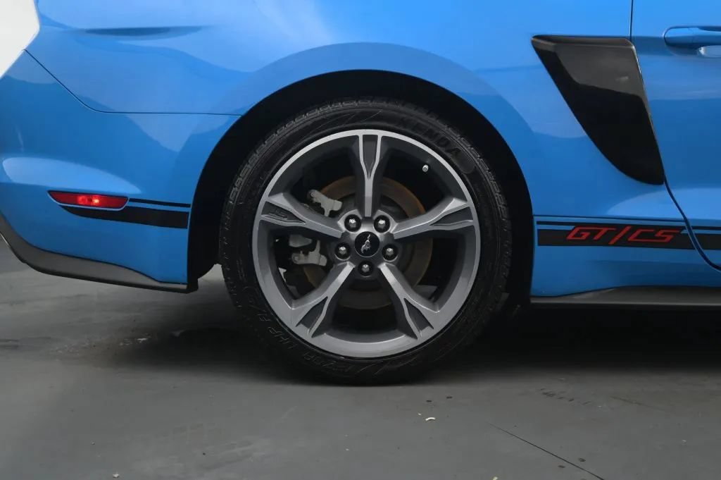 Used 2022 Ford Mustang GT Premium w/ Equipment Group 401A RWD image 18