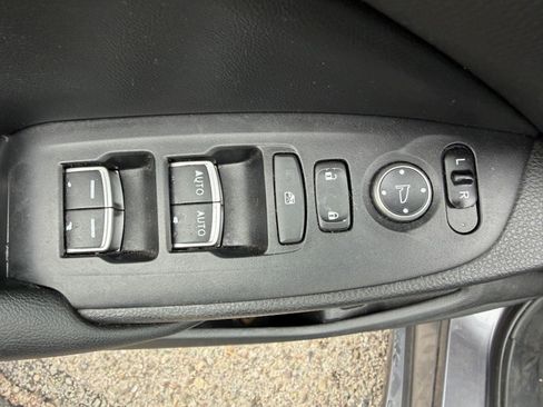 Used 2021 Honda Accord LX image 15