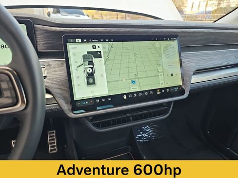 Used 2022 Rivian R1T Adventure AWD/4WD image 20