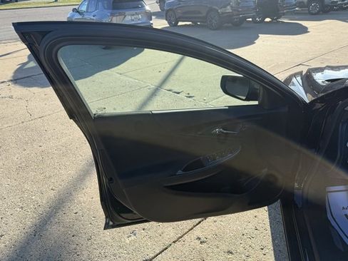 Used 2025 Chevrolet Malibu LT w/ LPO, Floor Liner Package image 13