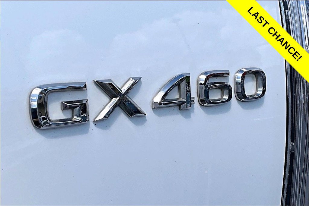 Used 2016 Lexus GX 460 w/ Premium Package AWD/4WD image 8
