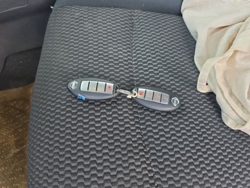 Used 2013 Nissan Leaf S FWD image 7