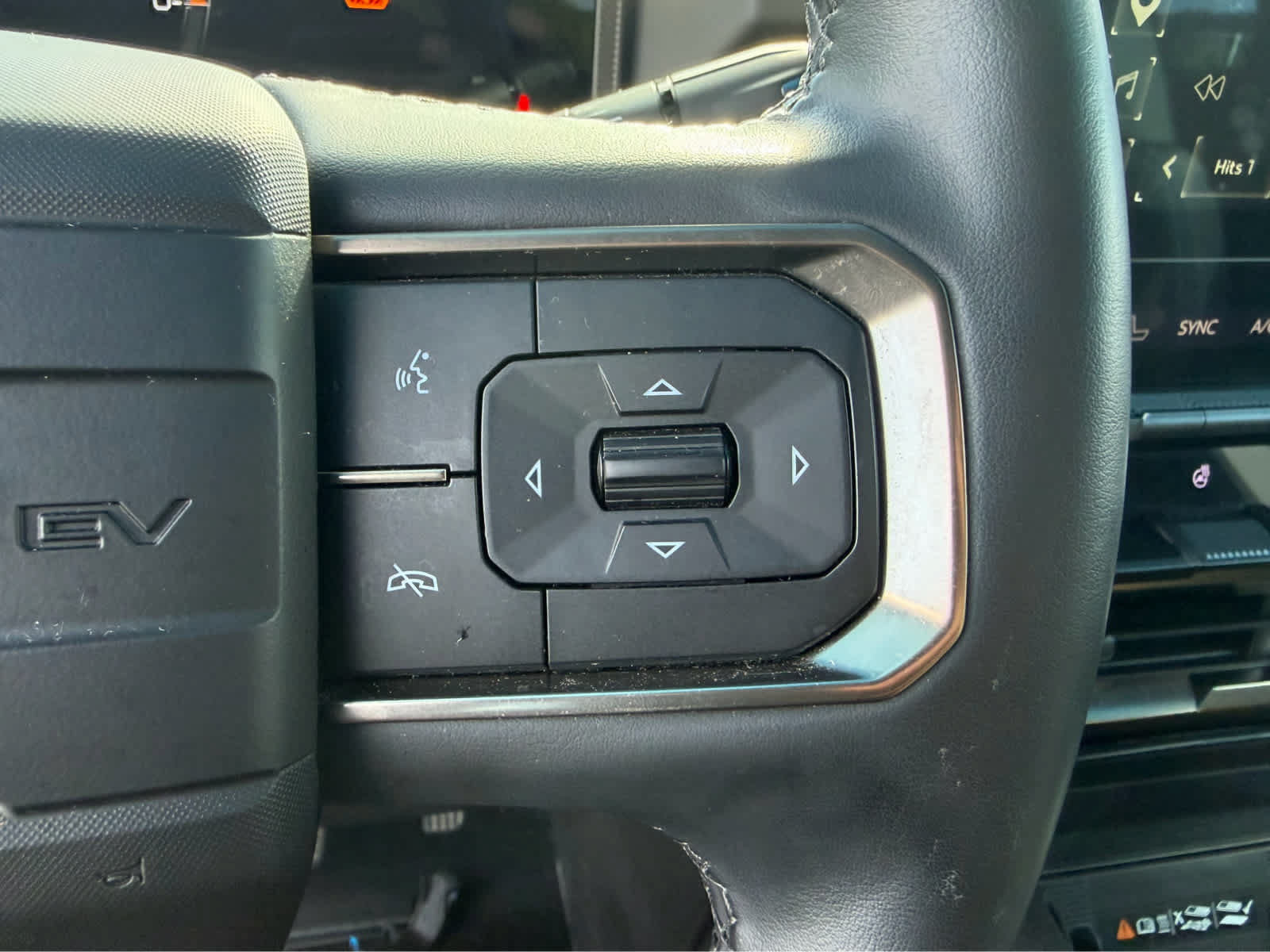 Used 2024 GMC Hummer EV 3X AWD/4WD image 18