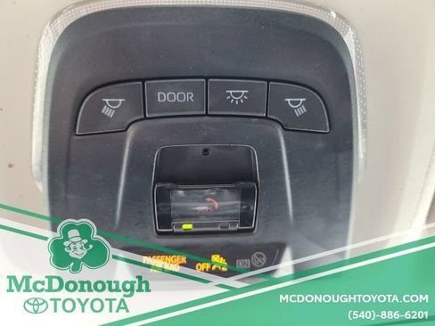 Used 2024 Toyota Corolla LE FWD image 22