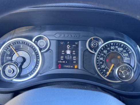 Used 2019 RAM 2500 Big Horn image 8