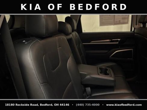 Used 2022 Kia Telluride LX AWD/4WD image 24