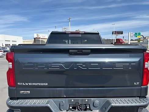 Used 2019 Chevrolet Silverado 1500 LT Trail Boss AWD/4WD image 16