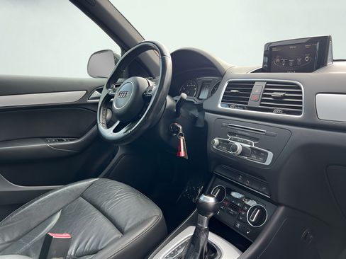 Used 2018 Audi Q3 2.0T Premium FWD image 31