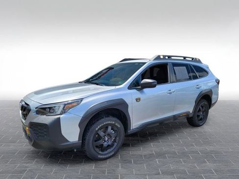 Used 2025 Subaru Outback Wilderness AWD/4WD image 3