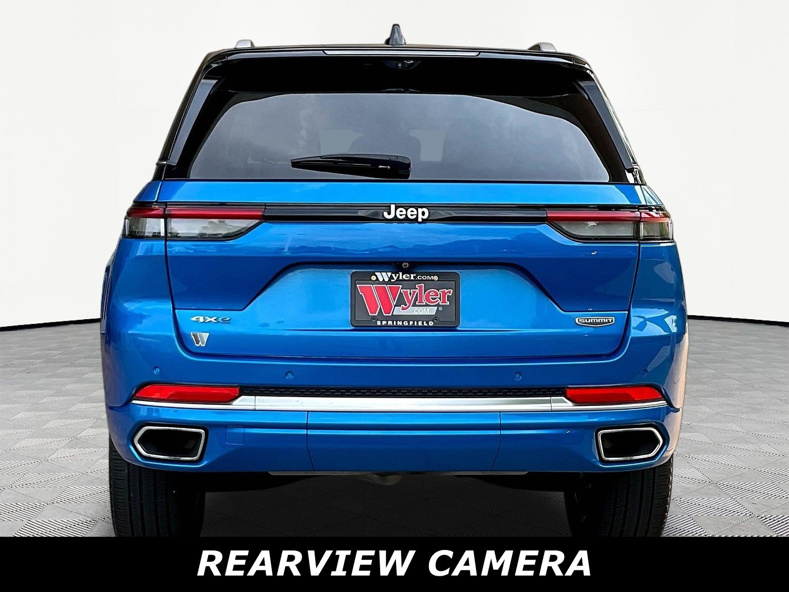Used 2022 Jeep Grand Cherokee Summit w/ Advanced Protech Group IV AWD/4WD image 5